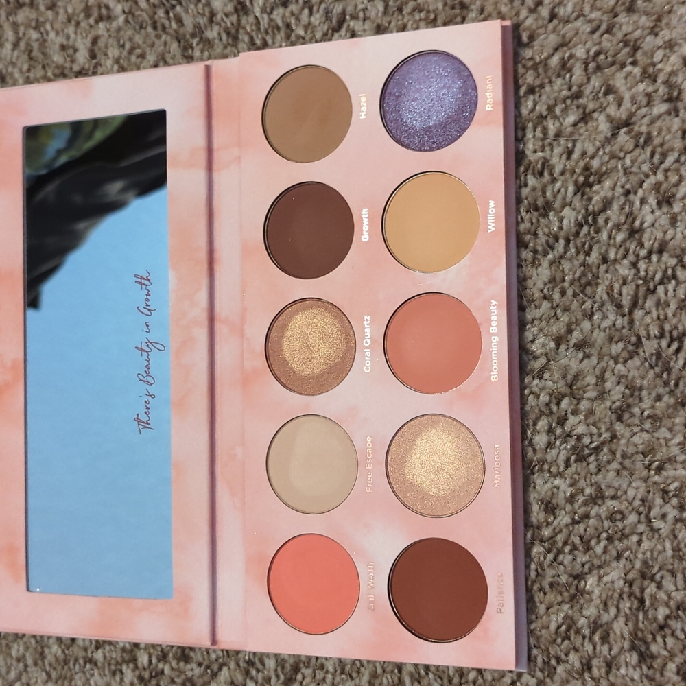 Dominique Cosmetics, Coral Blossom